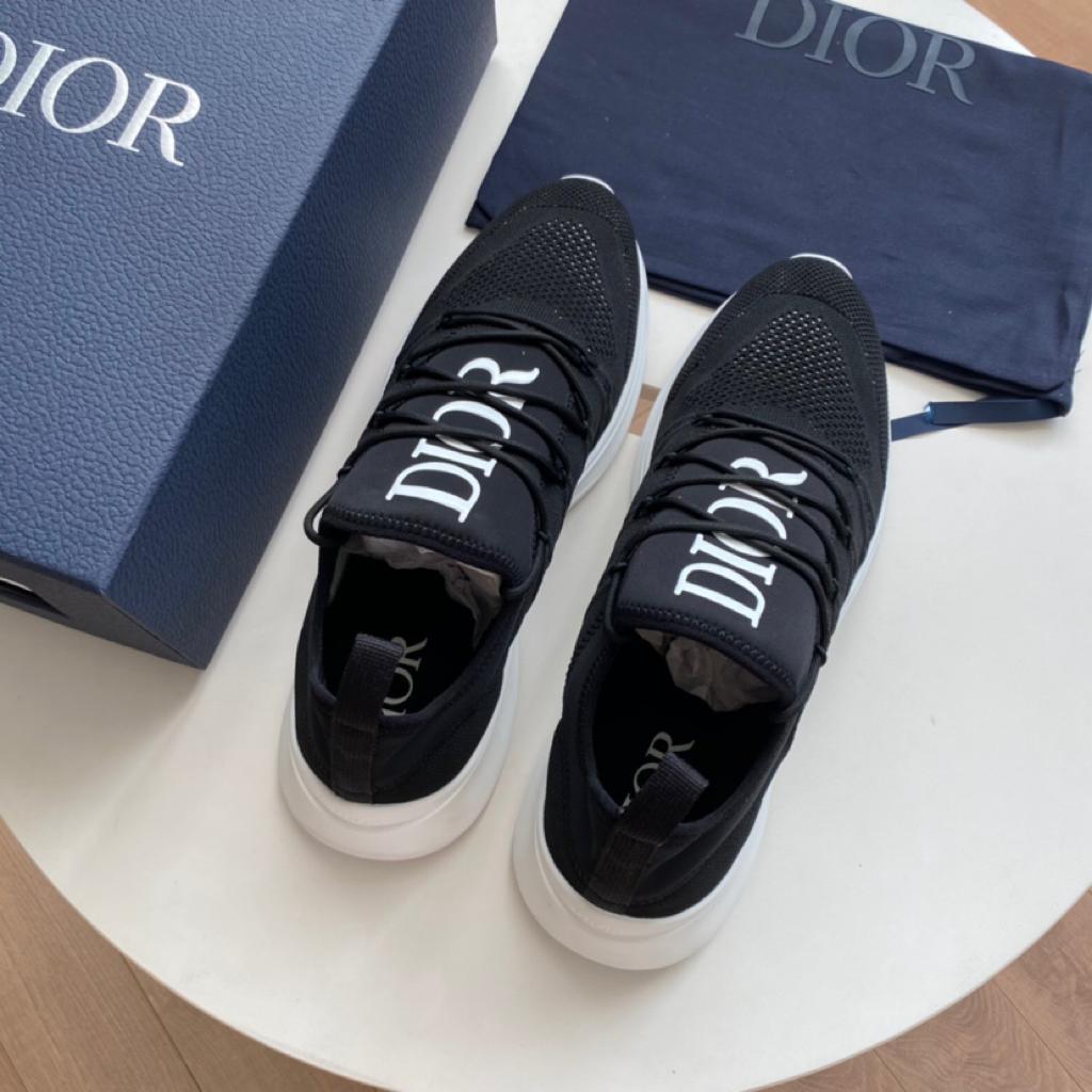 Dior B25 Runner Neoprene Black White - vstockx