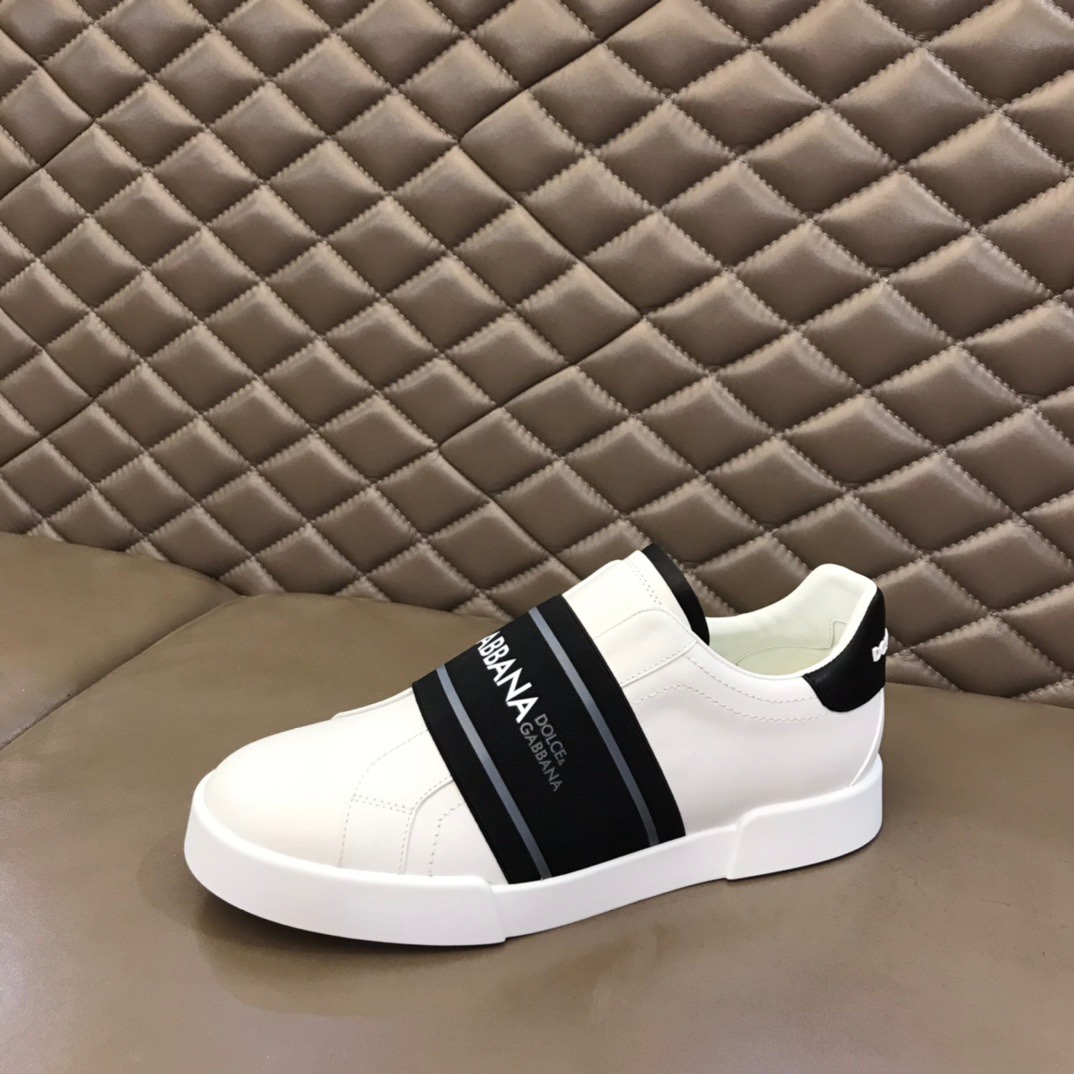 Dolce & Gabbana Low Tops Sneakers 88 - vstockx