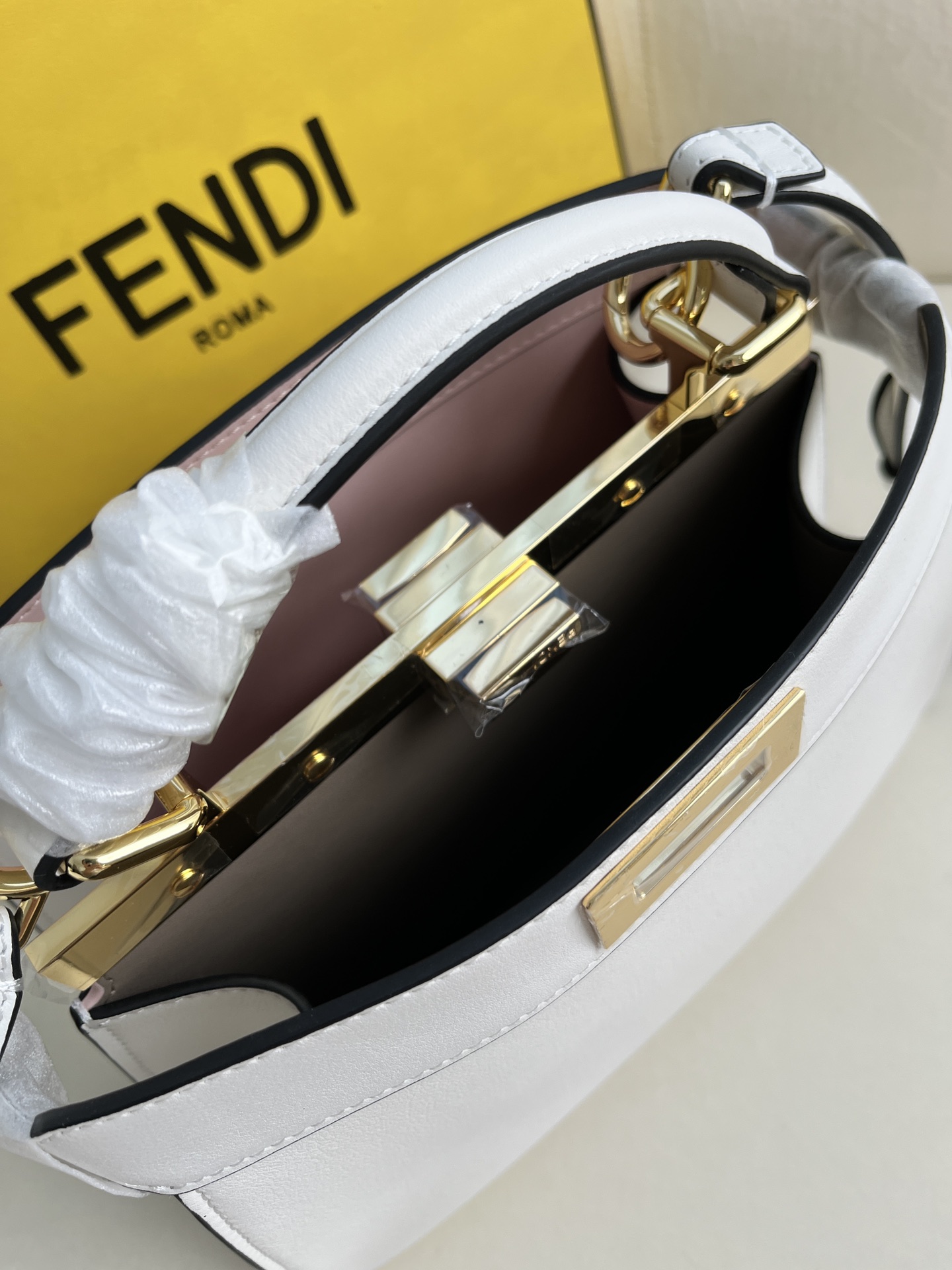 handbags FENDI 0229 size:27*21*11cm - vstockx