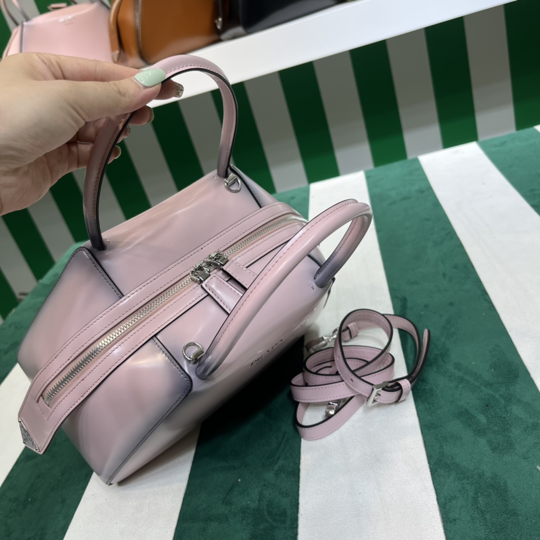 Handbags Prada 1BA366 size:25.5*18*13 cm - vstockx