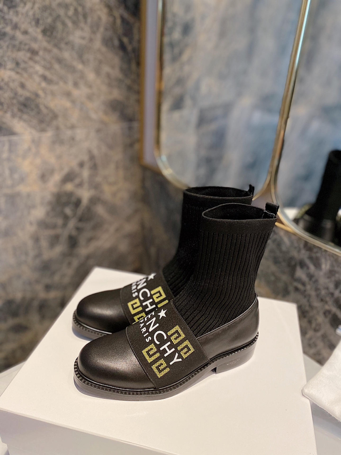 Givenchy Boots 13 - vstockx