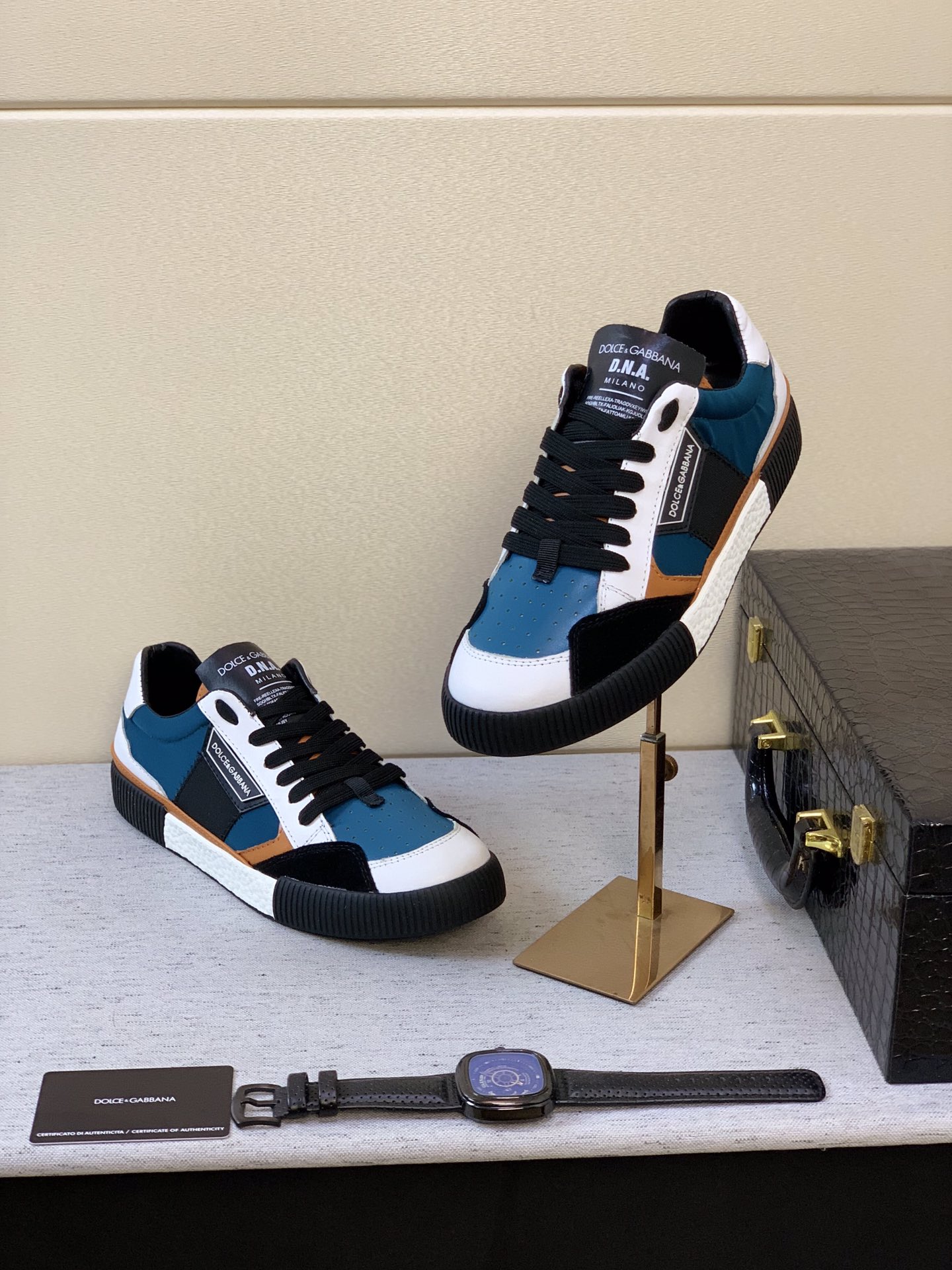 Dolce & Gabbana Low Tops Sneakers 45 - vstockx
