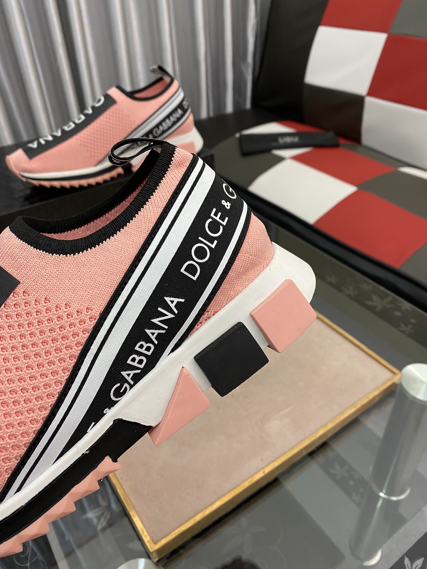 Dolce & Gabbana Sorrento 28 - vstockx