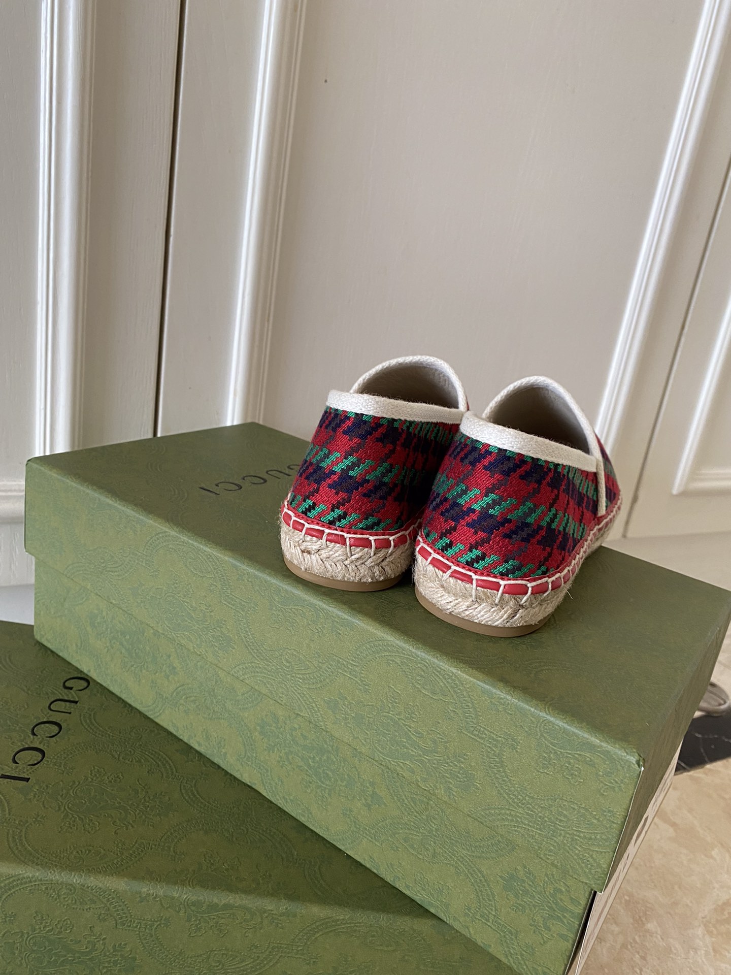 Gucci Leather espadrille with Double G WOMEN 2 - vstockx