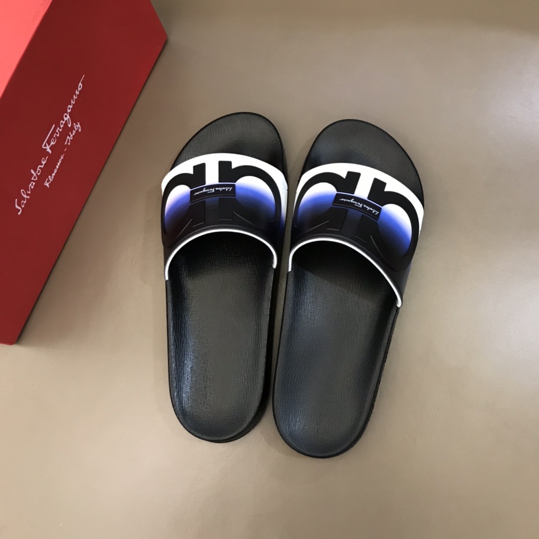 Salvatore Ferragamo Groove Slides 2 - vstockx