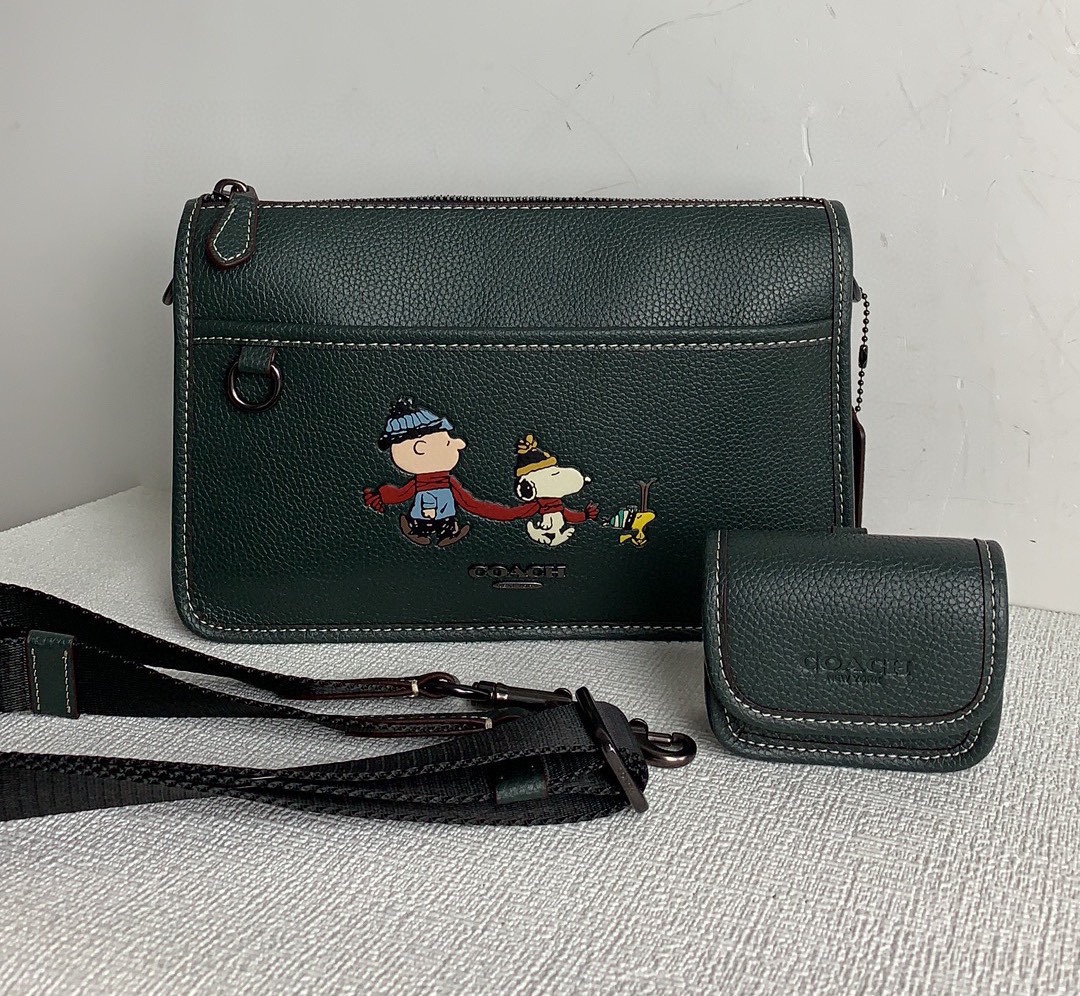 Handbags Coach CE710 size:24.5*16*5 - vstockx