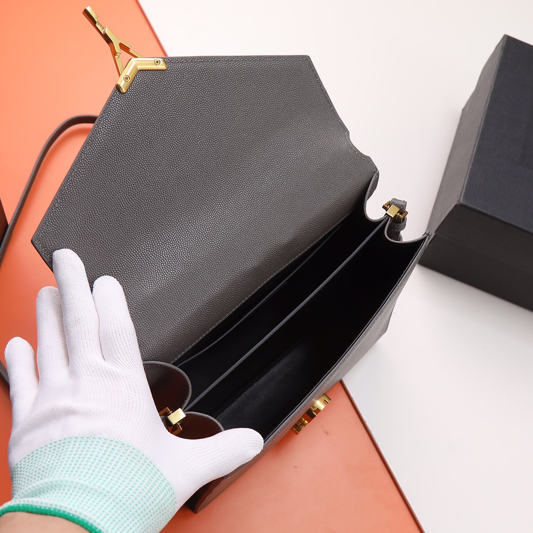 Handbags SAINT LAURENT 578000 size 24.5  20  11.5 cm - vstockx