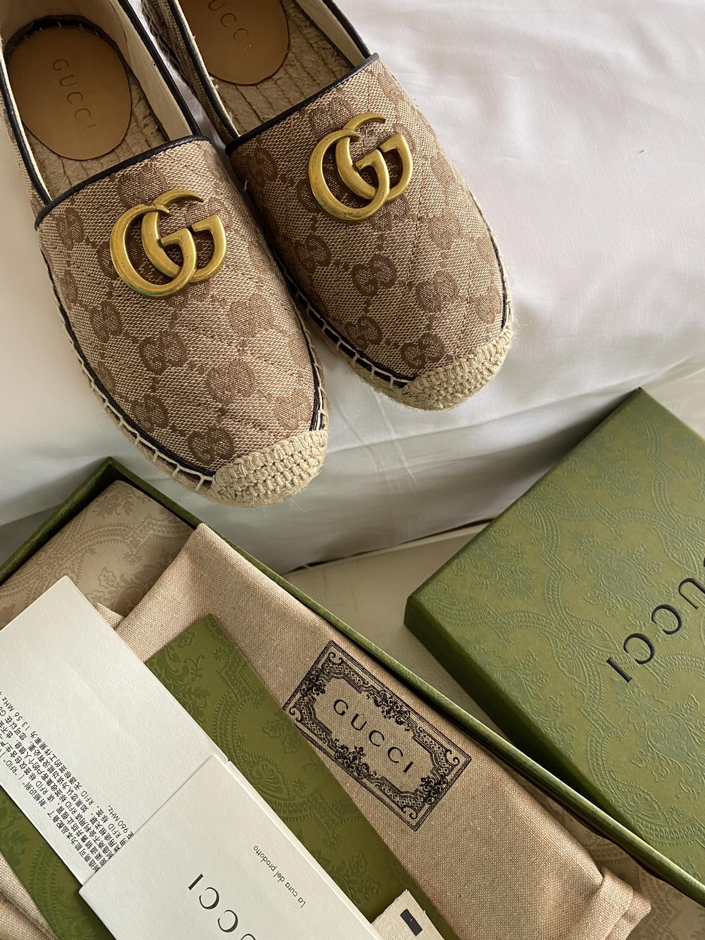 Gucci Leather espadrille with Double G WOMEN 2 - vstockx