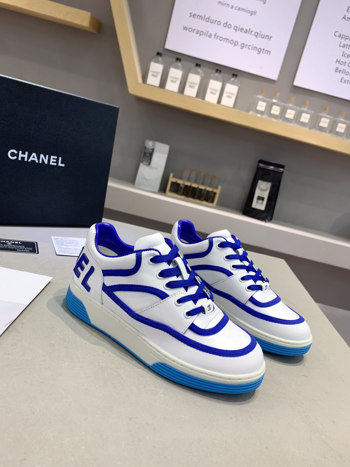 Chanel Low Top Sneaker 58 - vstockx