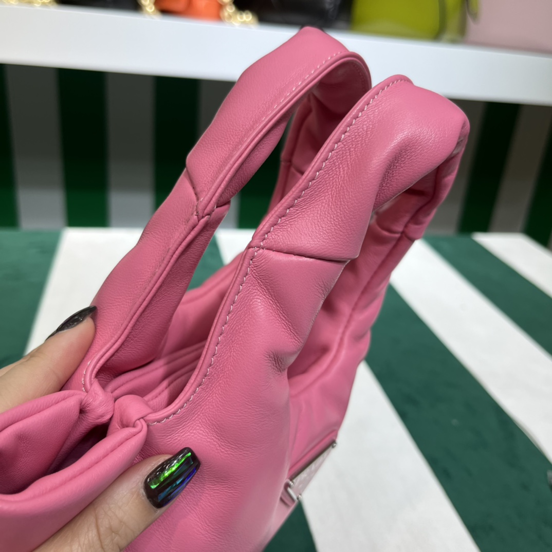 Handbags Prada 1BA359 size:15.5*10*18 cm - vstockx