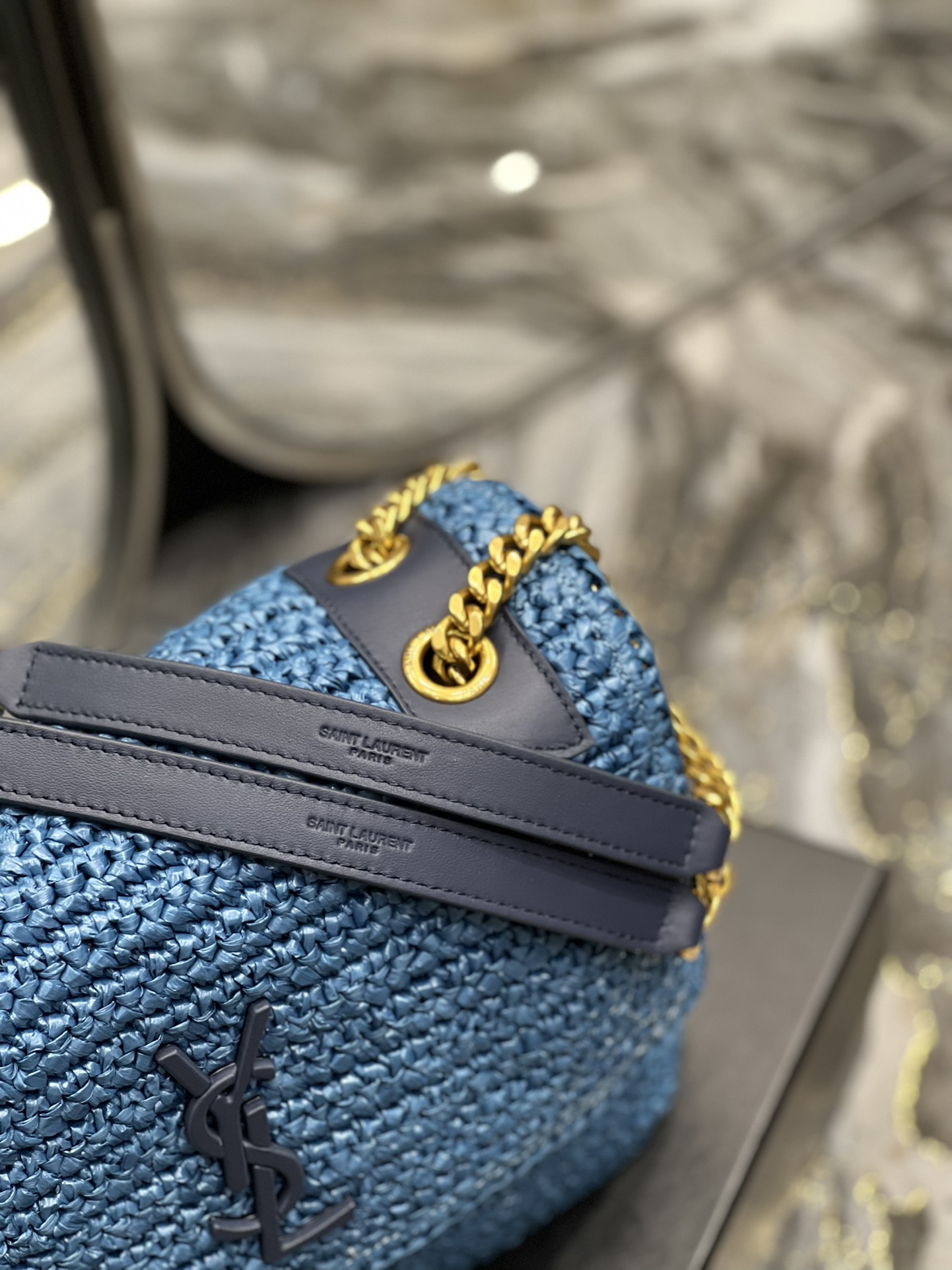 Handbags SAINT LAURENT 633158 size 28  20.5  8.5 cm - vstockx