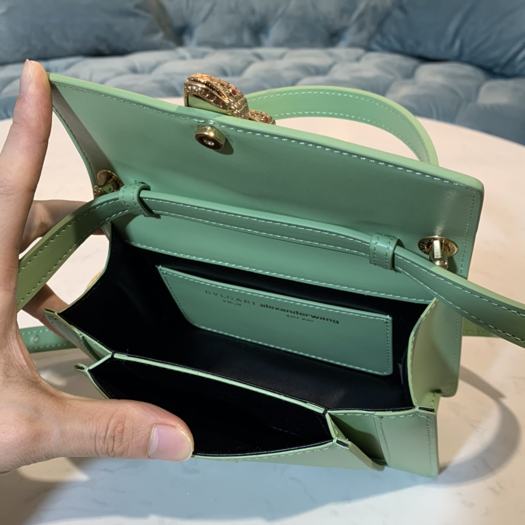 Handbags Bvlgari Alexander Wang X Bvlgr size:18.5*13*6.5 cm - vstockx