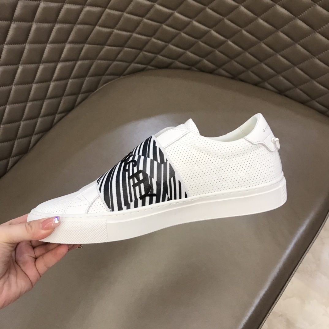 Givenchy Urban Street Logo-print Leather Sneakers 3 - vstockx