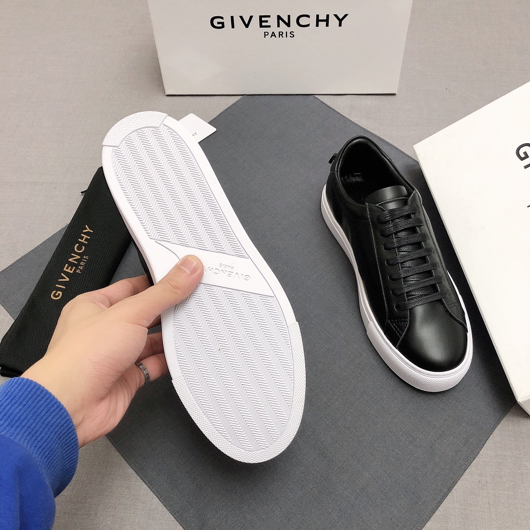 Givenchy Urban Street Logo-print Leather Sneakers 35 - vstockx