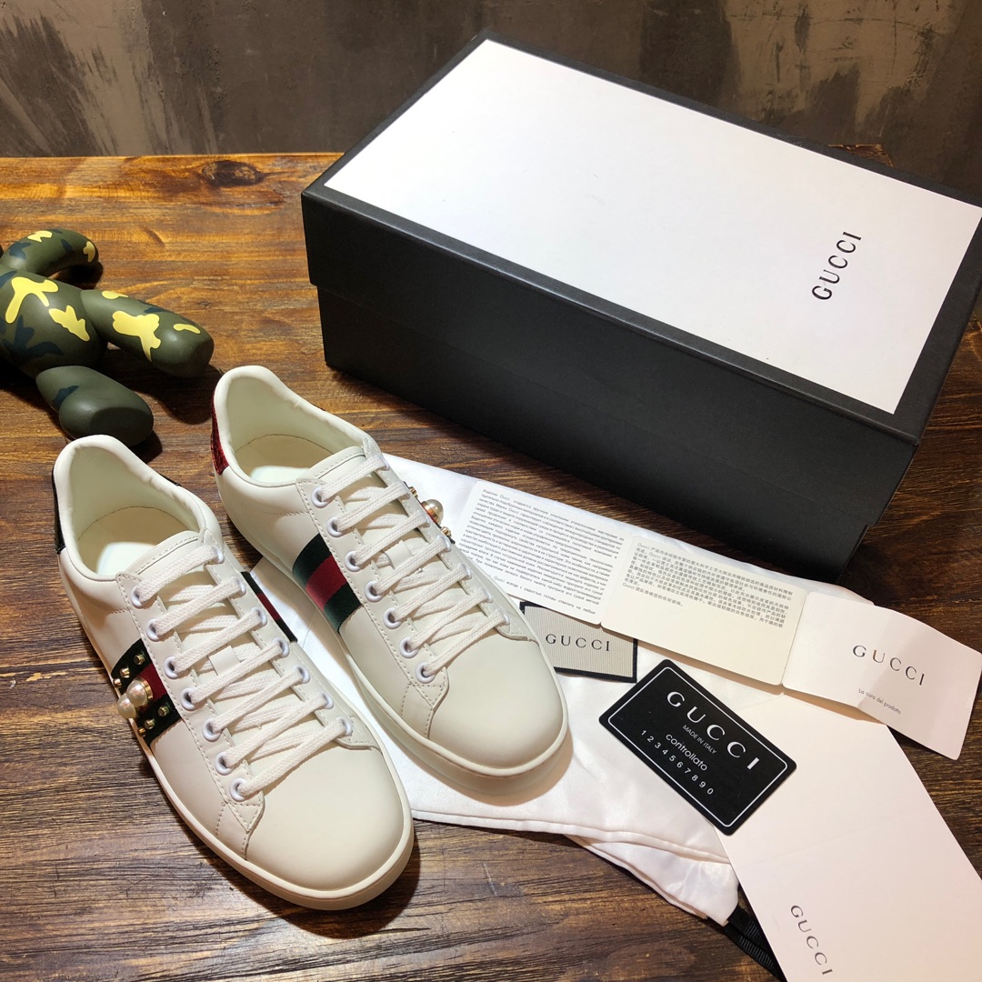 Gucci Ace Studded Pearl (W) - vstockx