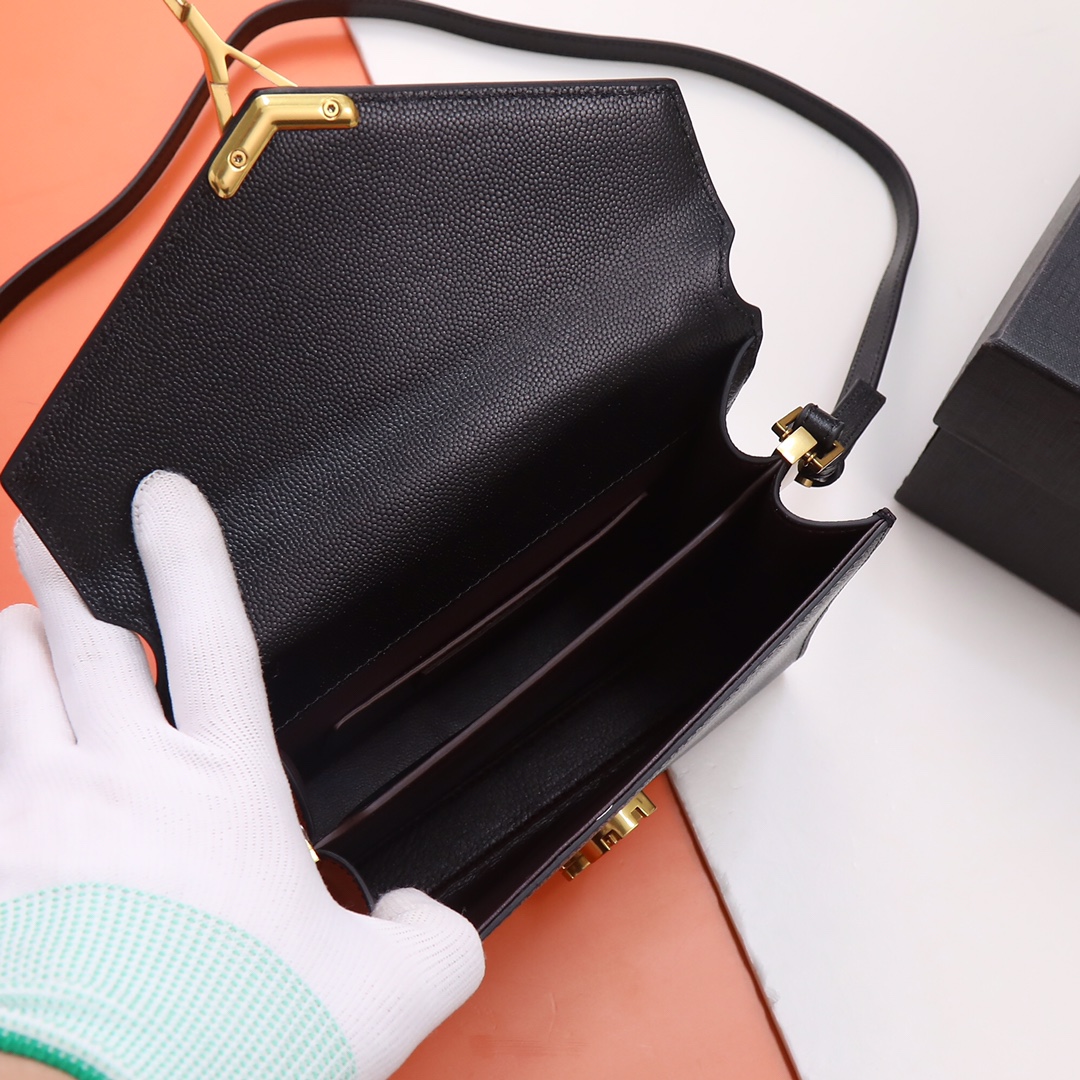 Handbags SAINT LAURENT 602716 size 20  16  7.5 cm - vstockx