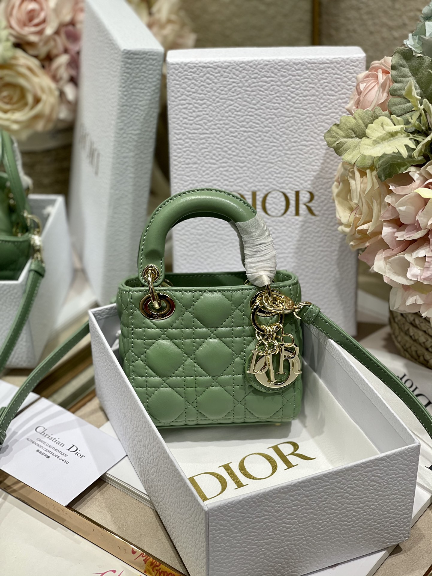Handbags Dior  M B 6601 size:12*10*5 cm - vstockx