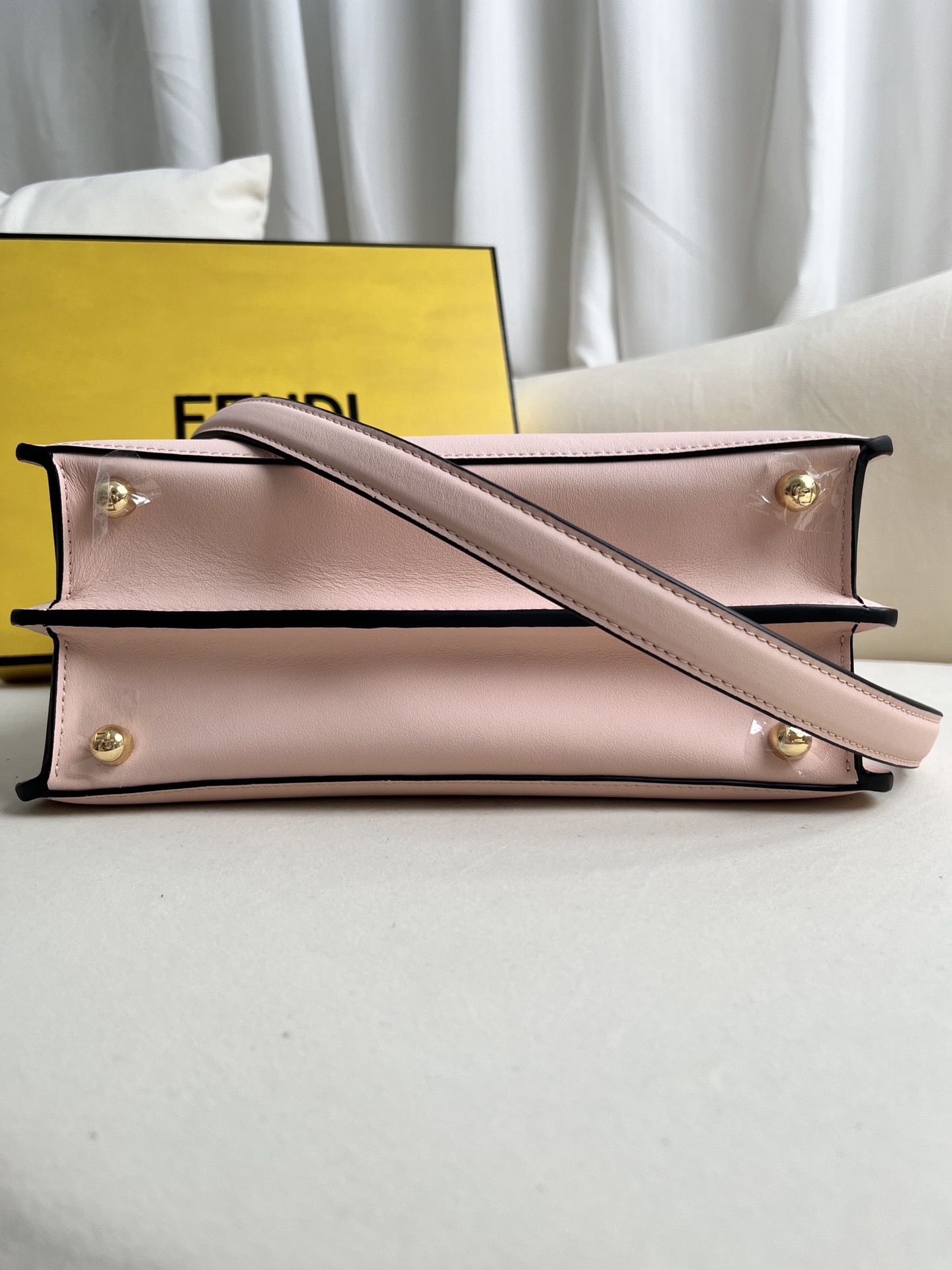 handbags FENDI 0229 size:27*21*11cm - vstockx