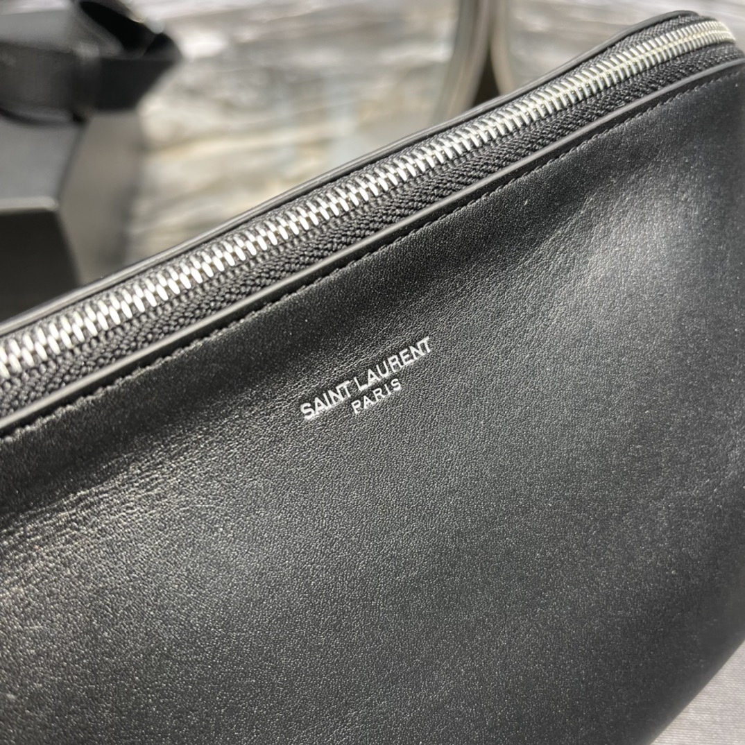 Handbags SAINT LAURENT 505671 size 26x12.5x7.5 cm - vstockx