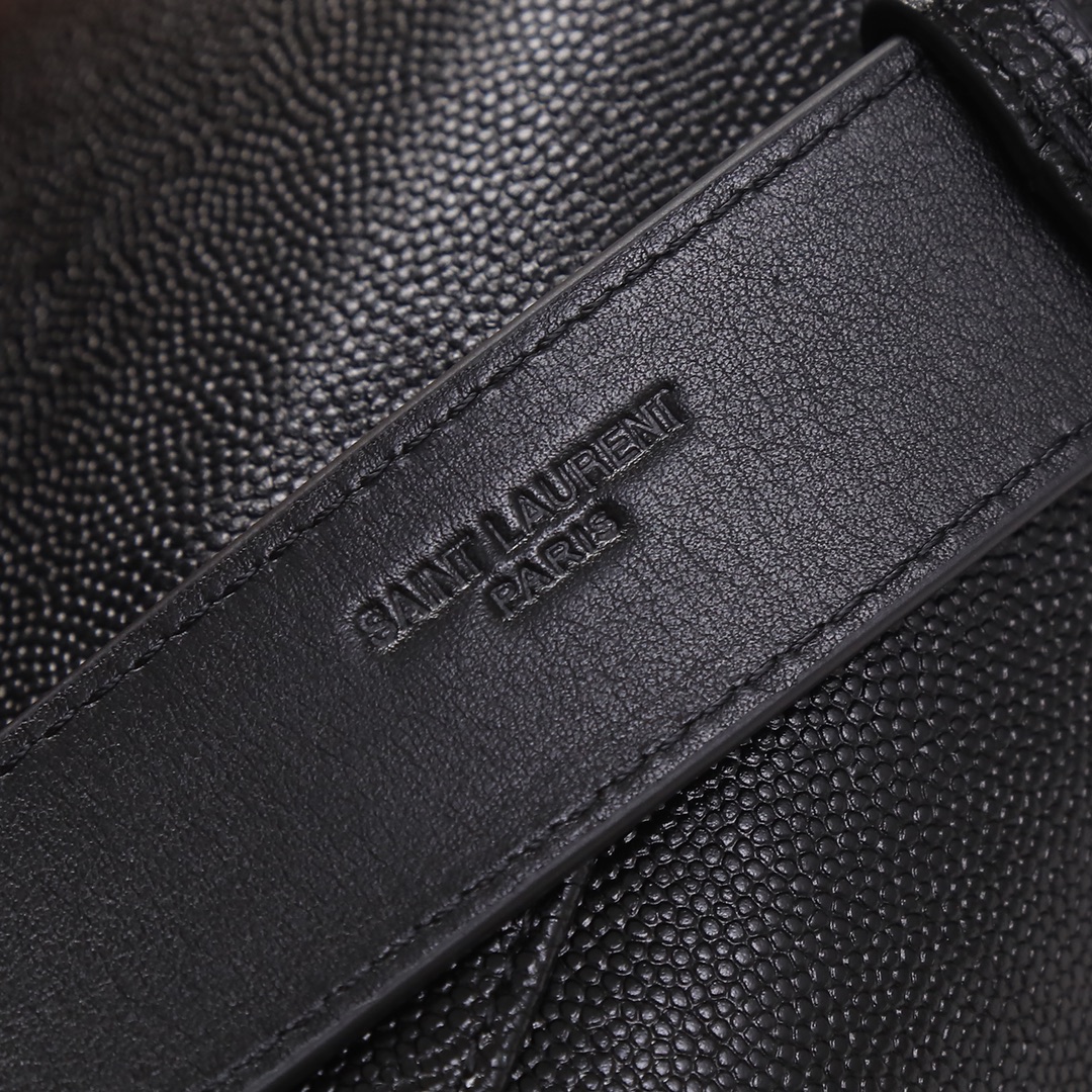 Handbags SAINT LAURENT 569737 size 25  14  3.5 cm - vstockx