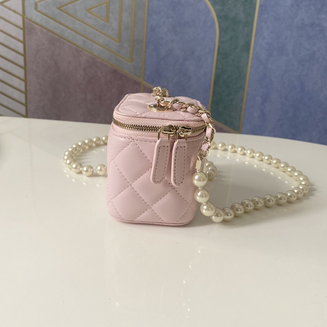 Handbag Chanel 81182 size .** - vstockx