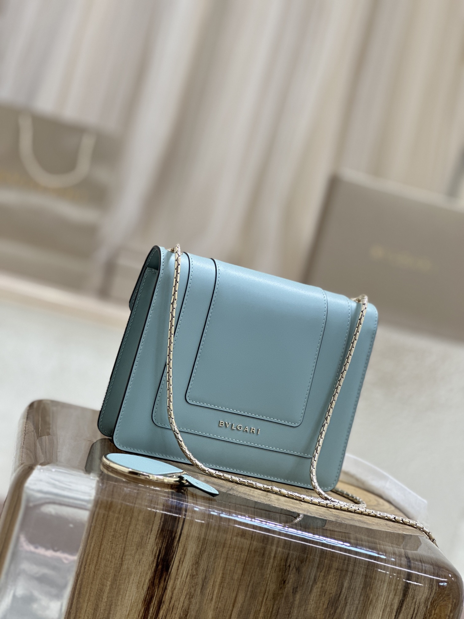 Handbags Bvlgari 35107 size:20*15*5 cm - vstockx