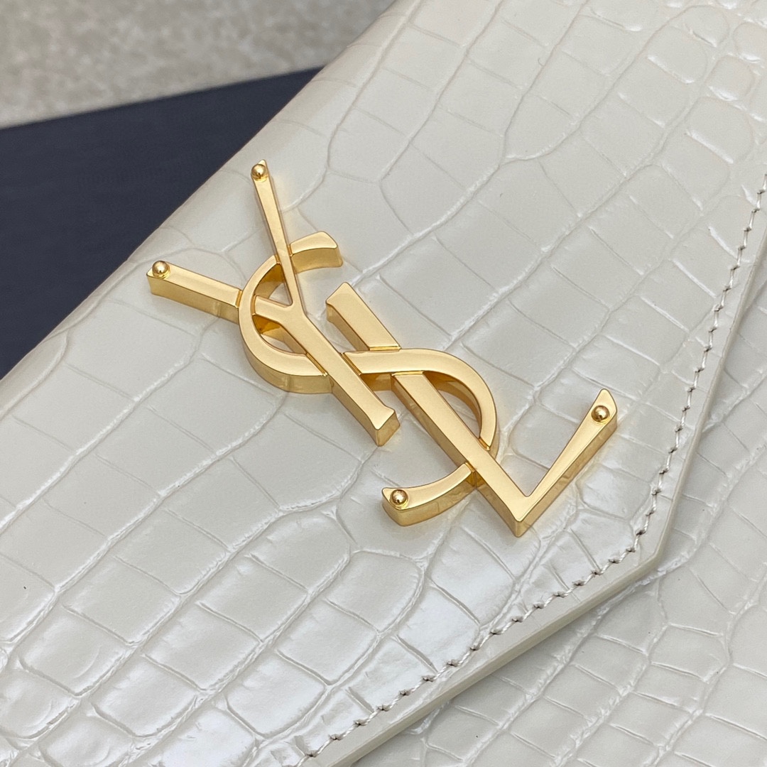 Handbags SAINT LAURENT 565739 size 27x16x2 cm - vstockx