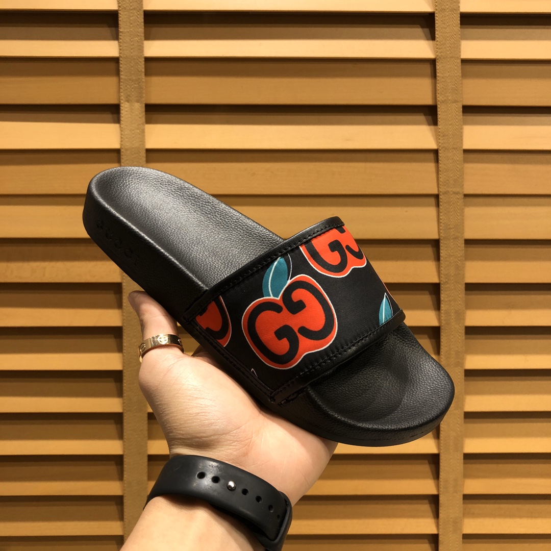 Gucci Slippers 21 - vstockx
