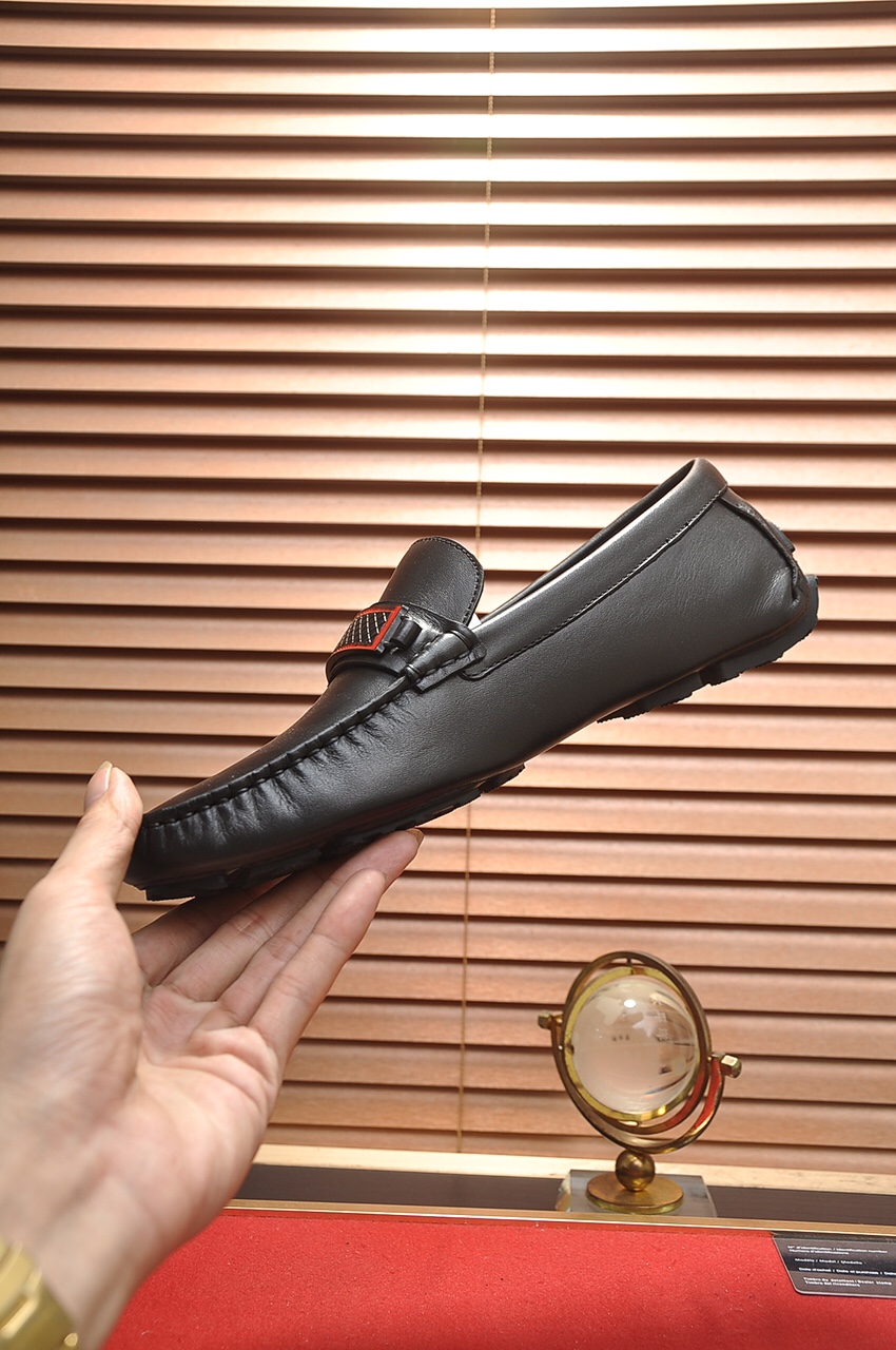 Bottega Veneta Intrecciato Leather Loafers 11 - vstockx