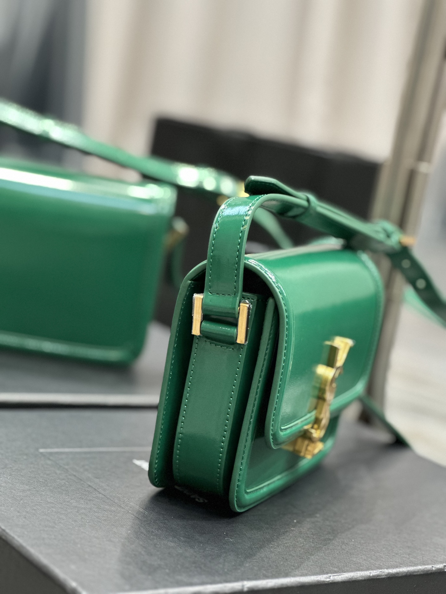 Handbags SAINT LAURENT 634306 size 19  13  5 cm - vstockx