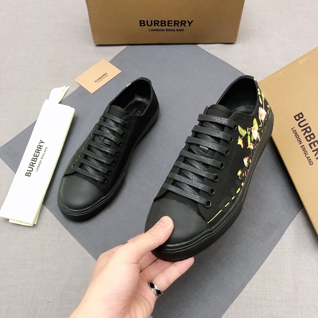 Burberry Perforated Check Sneaker 9 - vstockx