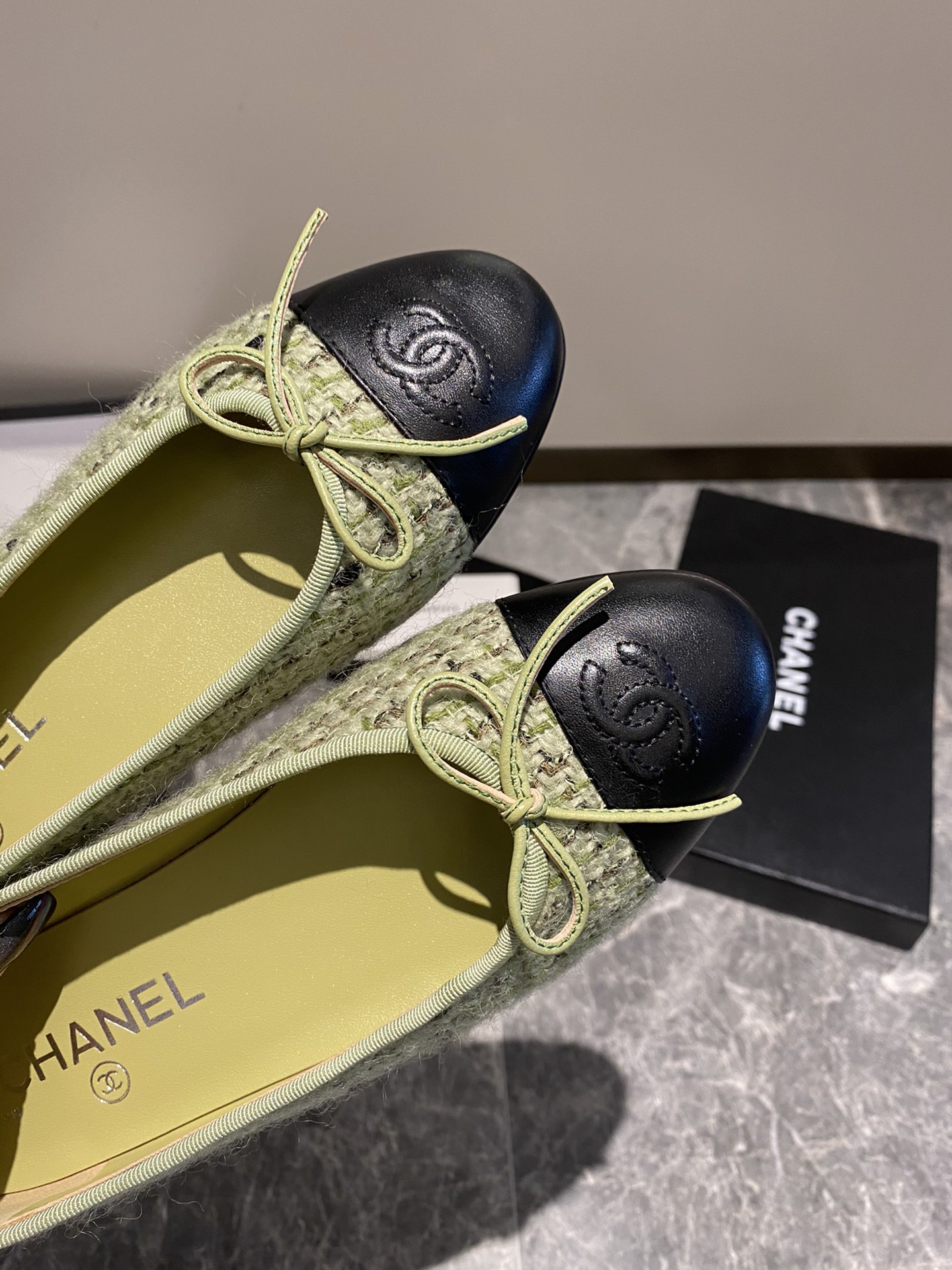 Chanel Ballerinas Fabric & Grosgrain 37 - vstockx
