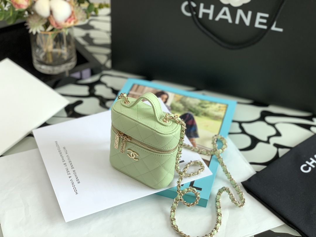 Handbag Chanel size 11  10  4 cm - vstockx