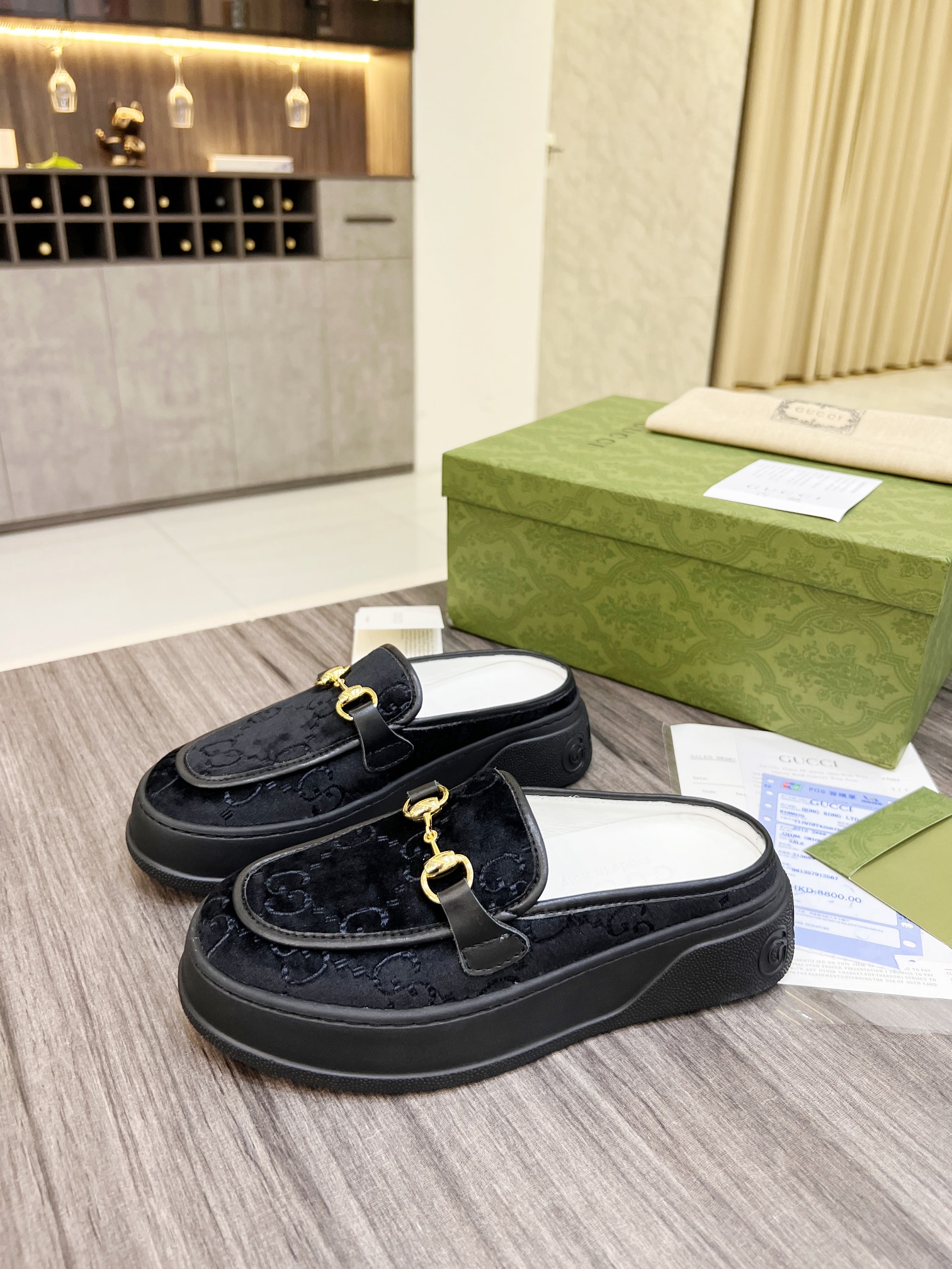 Gucci Women's WOMEN 6 - vstockx