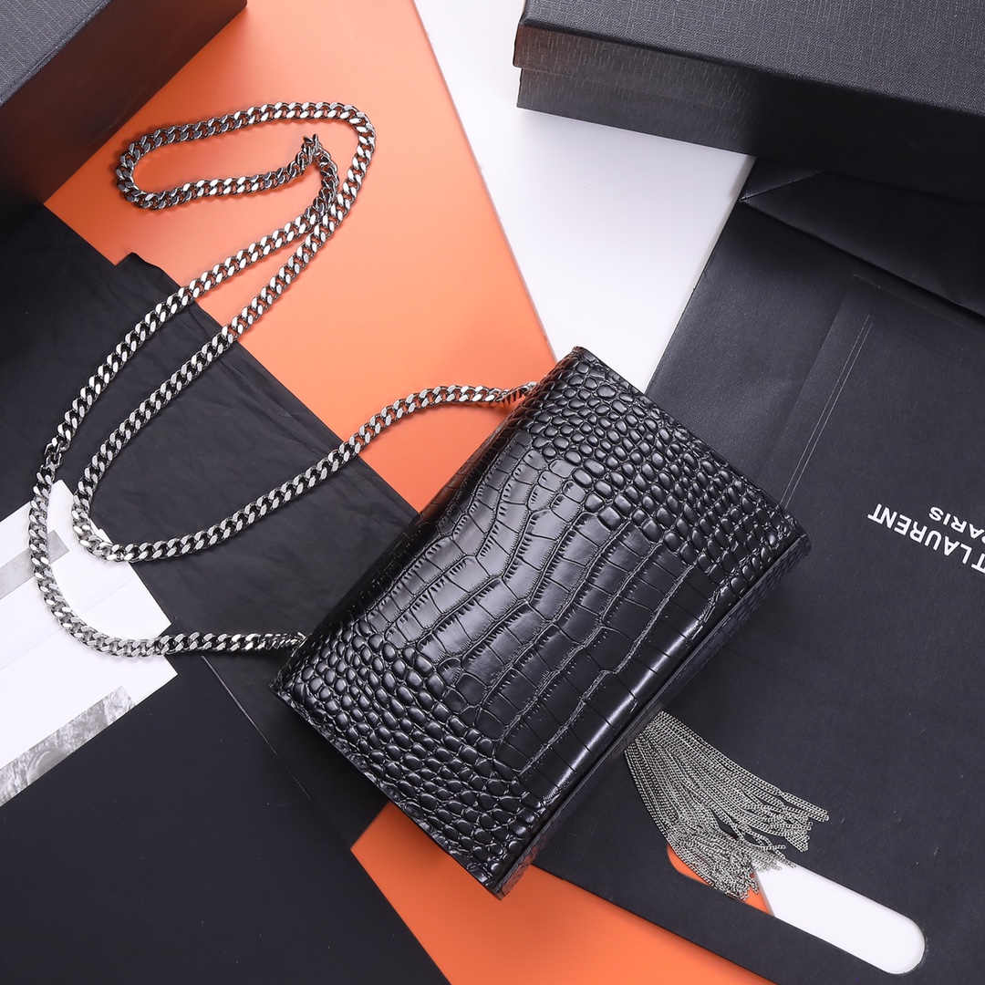 Handbags SAINT LAURENT 469390 size 20x13.5x5.5 cm - vstockx