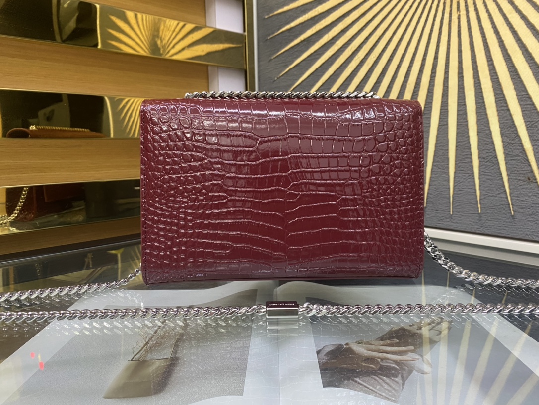 Handbags SAINT LAURENT 474366 size 20x13.5x5.5 cm - vstockx