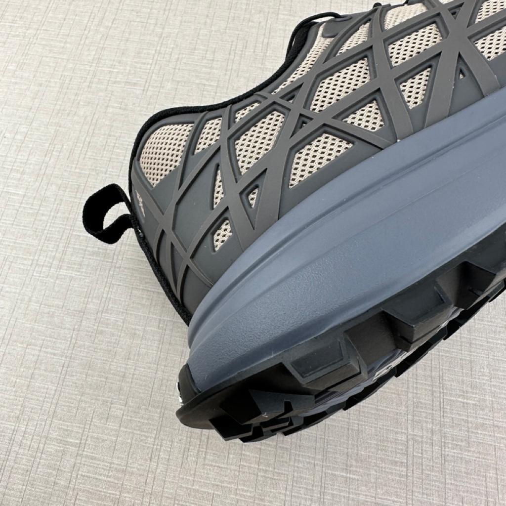 Dior B31 Runner Brown Dark Grey - vstockx