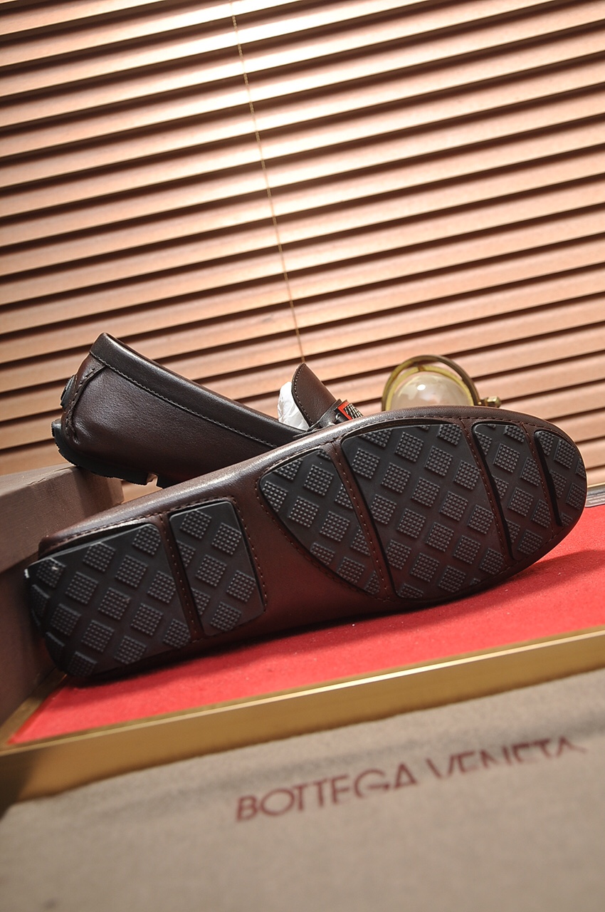 Bottega Veneta Intrecciato Leather Loafers 10 - vstockx