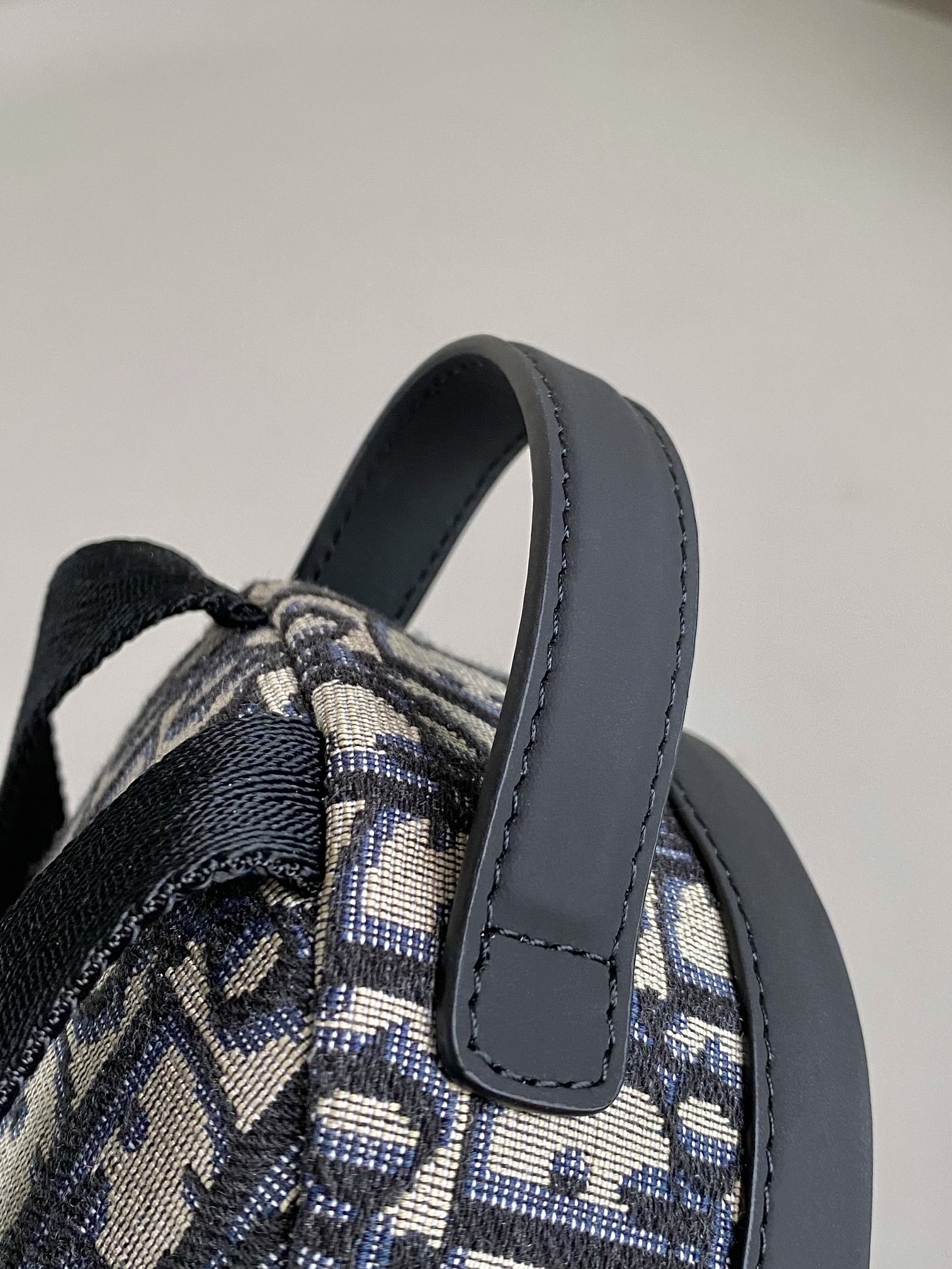 Handbags Dior 9018 size:24  16  10 cm - vstockx