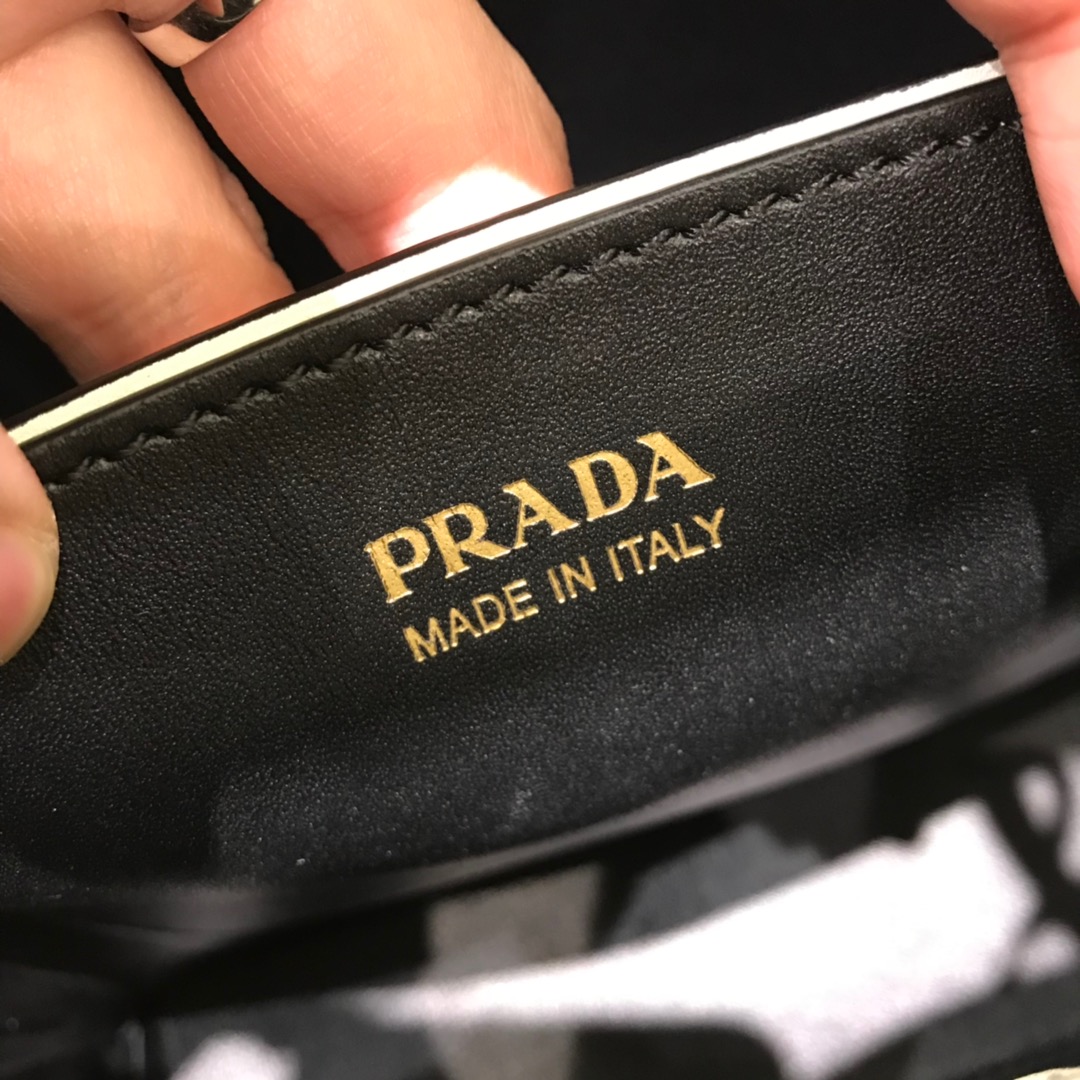 handbags prada 1BA212 22×23×13 - vstockx