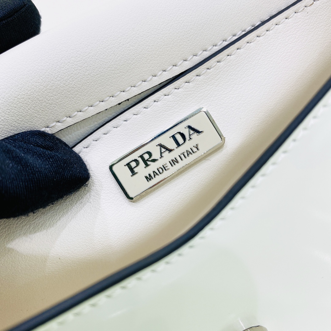 handbags prada 1BH189 size:17*9.5*3.5 - vstockx