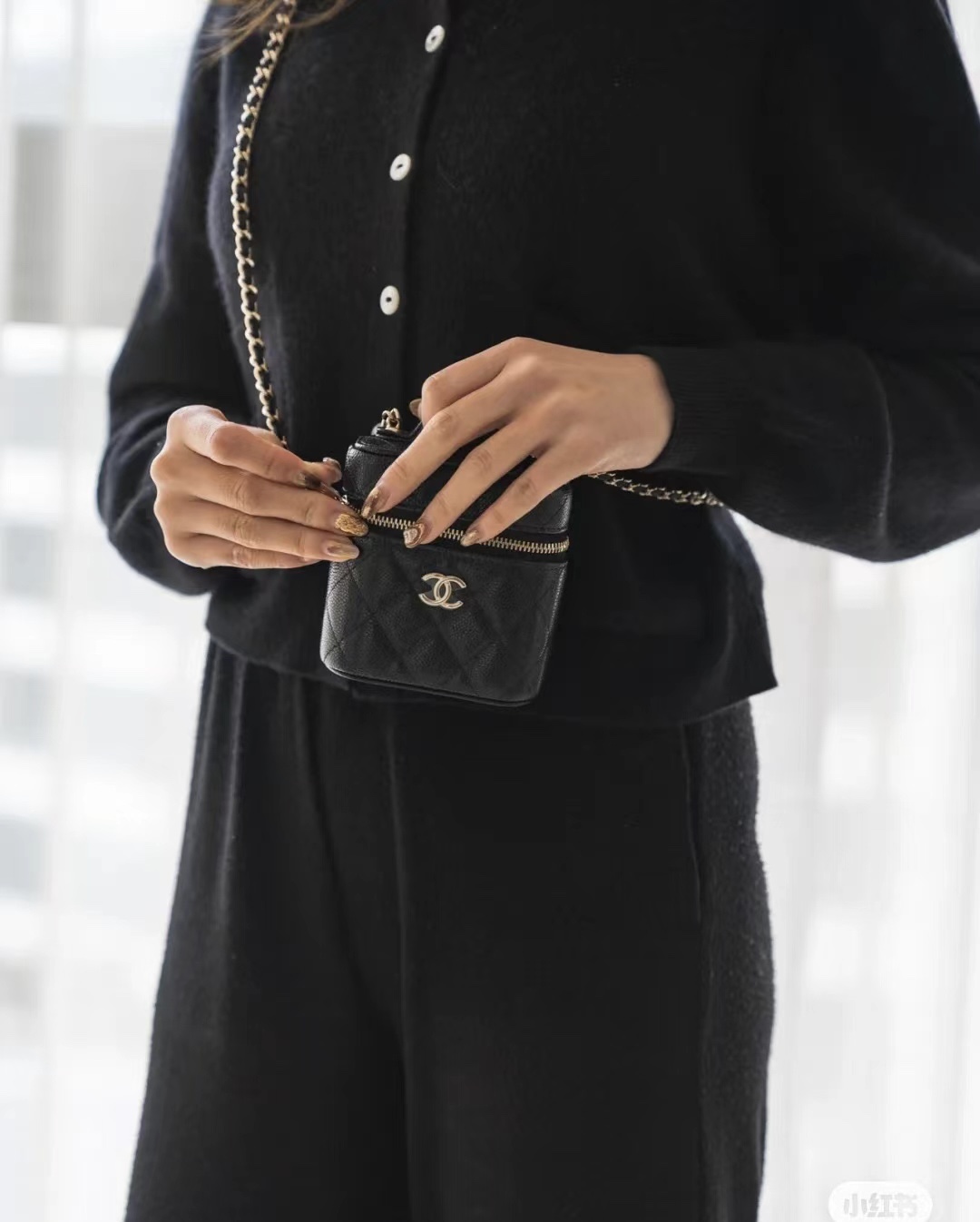 Handbag Chanel size 11  10  4 cm - vstockx