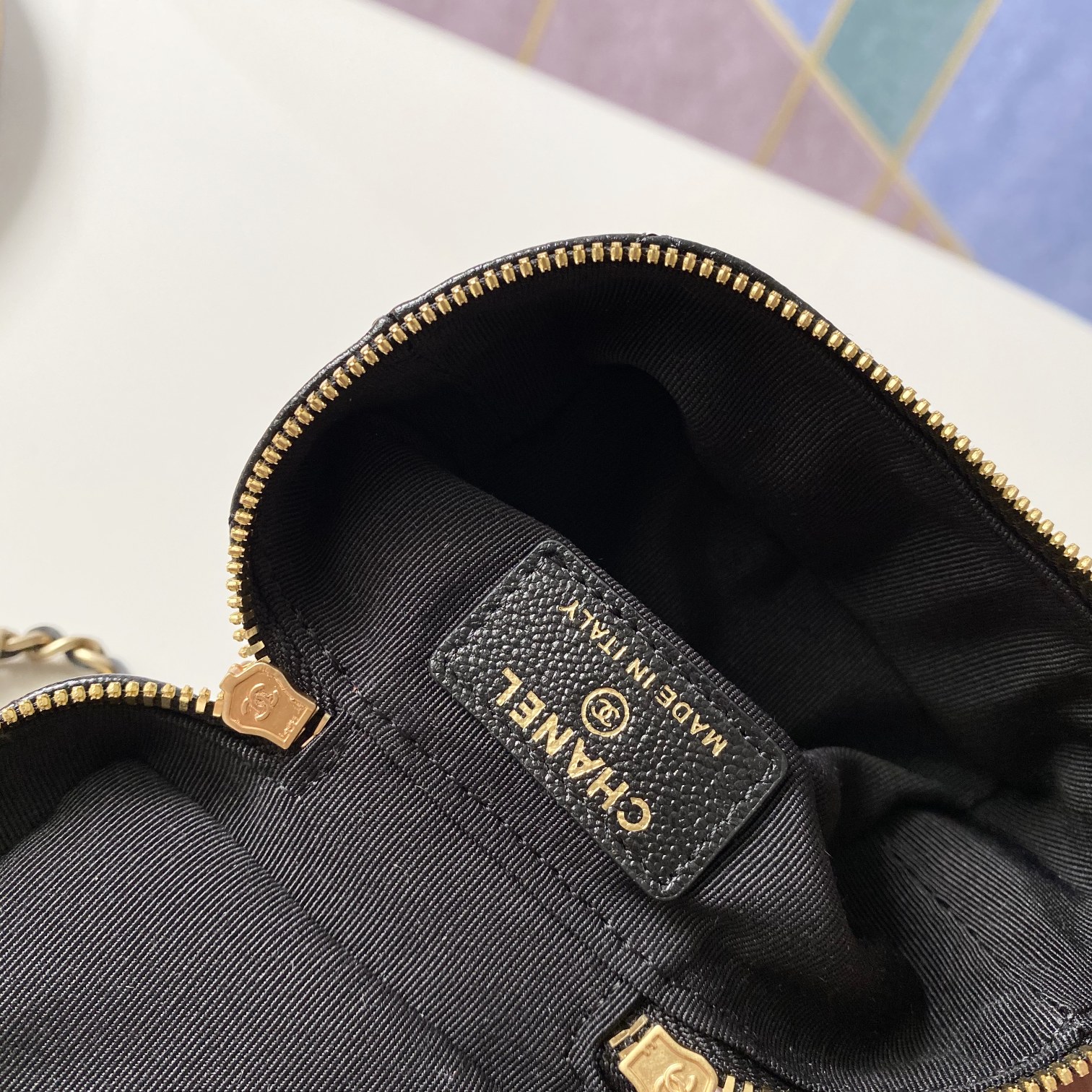 Handbag Chanel AP2194 size 12 11.5 7 cm - vstockx