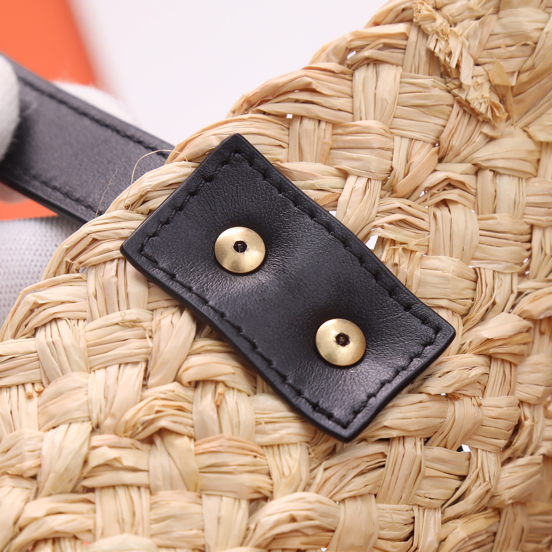 Handbags SAINT LAURENT 685634 size 40 X 29 X 19 CM - vstockx