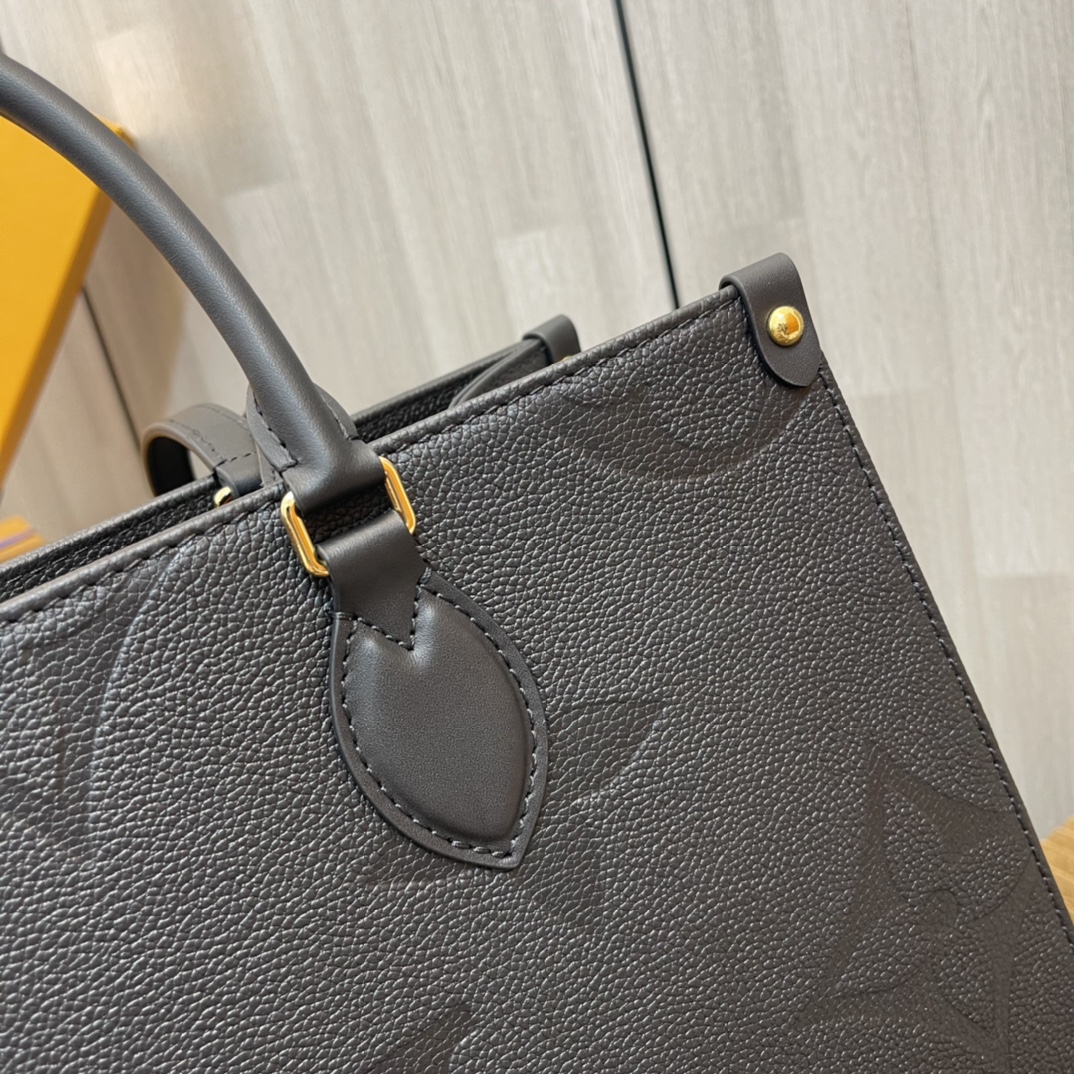 Handbag Louis Vuitton 45494 size 35 x 28 x 15 cm - vstockx