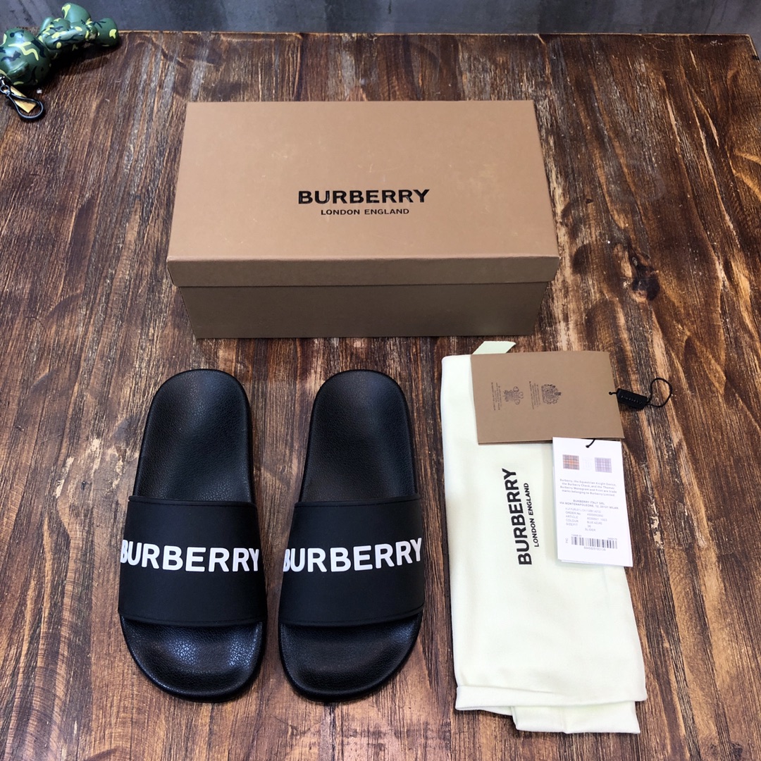 Burberry Slipper 3 - vstockx