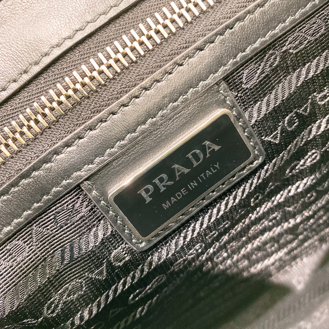 handbags prada 2VH152 24*18*6 - vstockx