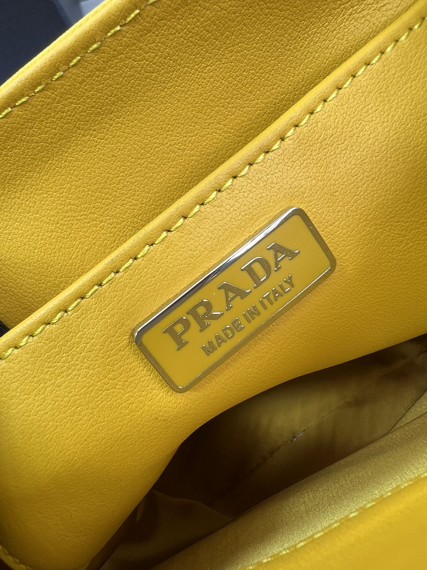 handbags prada 1BA331 17.5*15*5 - vstockx