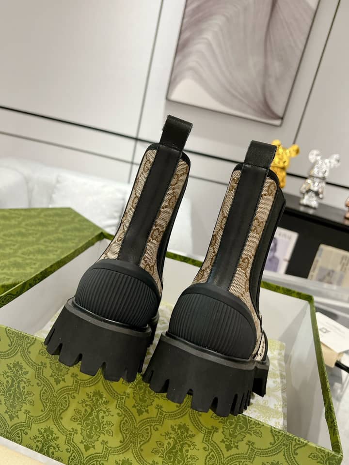 Gucci GG CANVAS ANKLE BOOT Beige and ebony Original GG canvas - vstockx