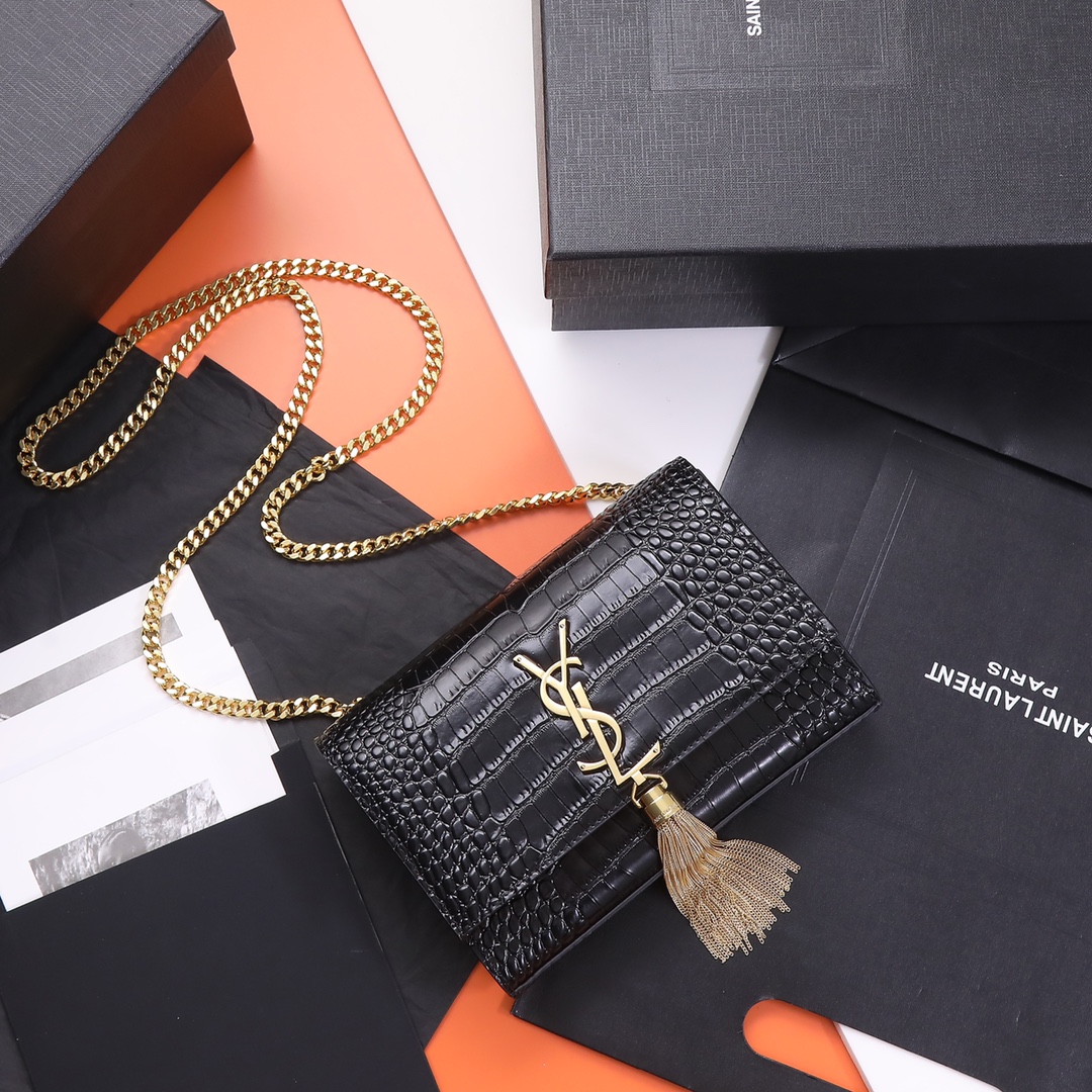 Handbags SAINT LAURENT 469390 size 20x13.5x5.5 cm - vstockx